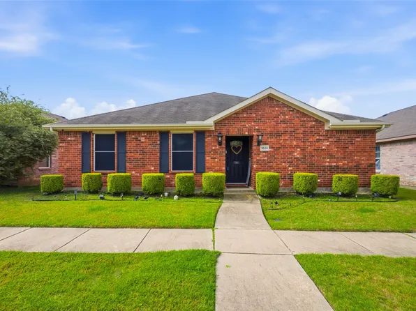 1936 Rosa Parks Blvd, Lancaster, TX 75146