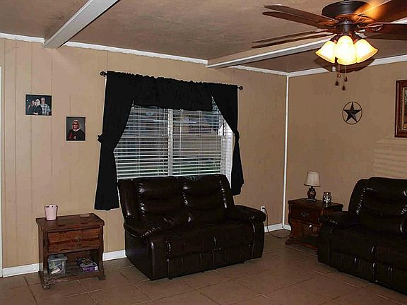 3rd image of 743 Cherry Valley Dr