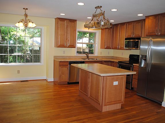 5th image of 10257 N Olde Towne Wynd SE