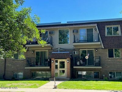 1815 21st Ave S, Grand Forks, ND, 58201