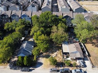 1333 Amos St, Dallas, TX 75212