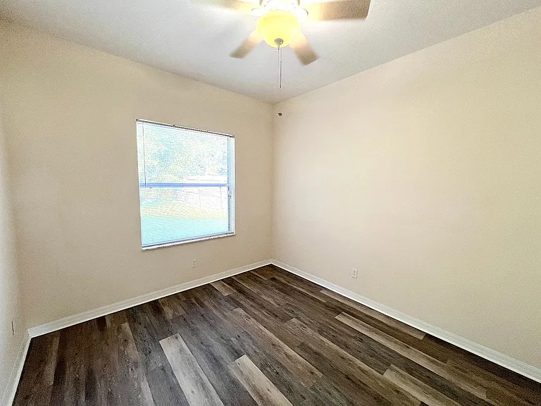 16 Zorlou Ct — Photo 33