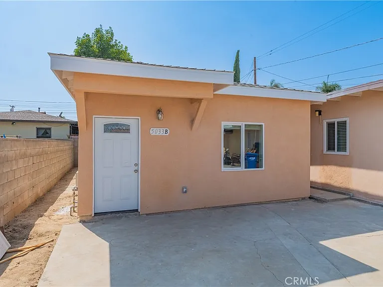 5033 Sultana Ave #B — Photo 1