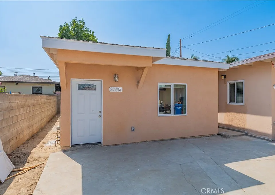 5033 Sultana Ave #B