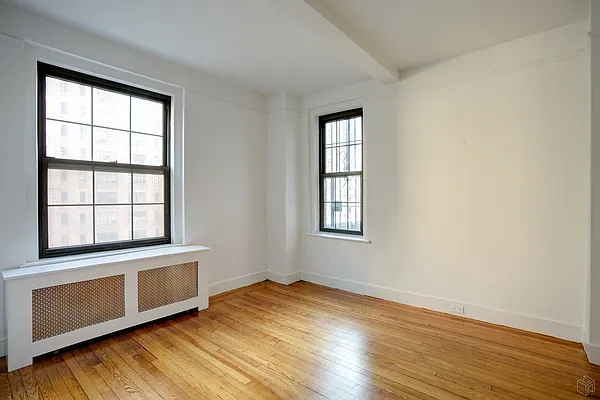 Rented by Halstead Real Estate | media 17