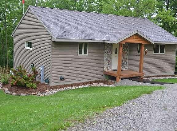 2nd image of N5755 Indianhead Dr