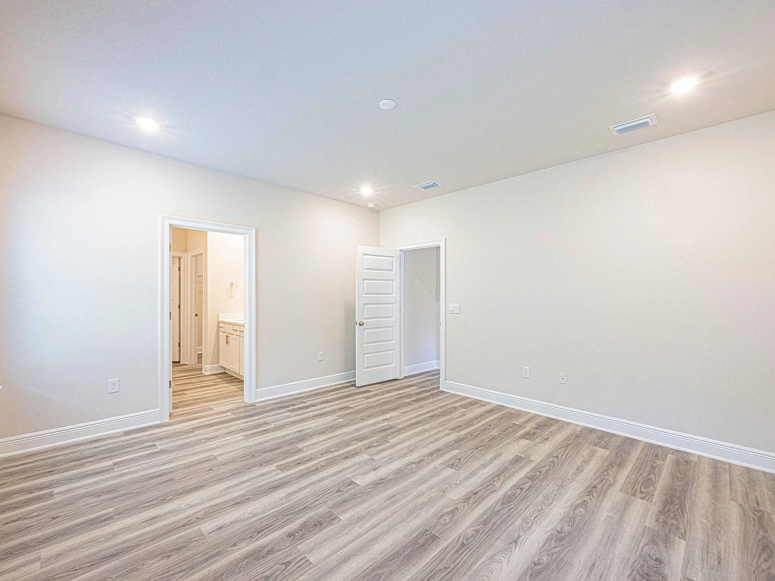 31543 Lyon Road - 1 — Photo 4