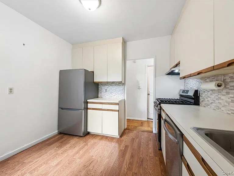 281 Garth Rd #C2H — Photo 29
