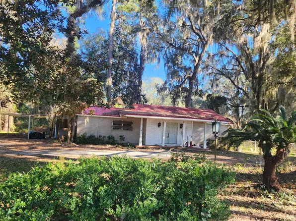 2567 SW Main Blvd, Lake City, FL 32025
