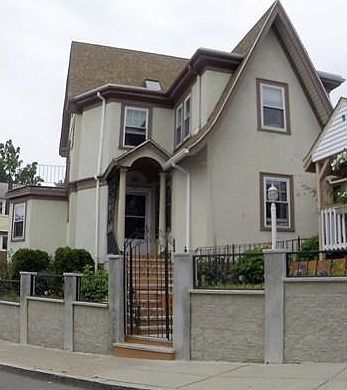 2nd image of 9 Glen St