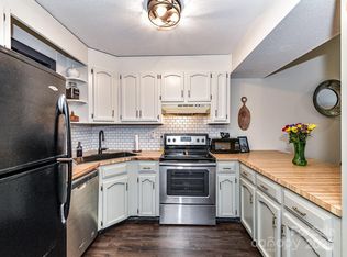 100 Willow Run Dr APT 26, Gastonia, NC 28056