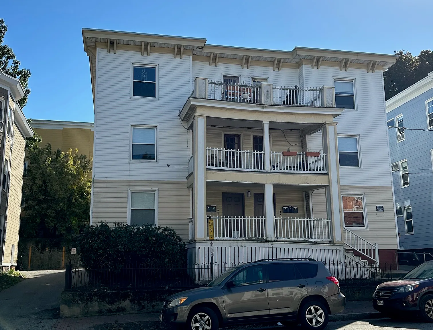 2 bed, $2,035 — Photo 1