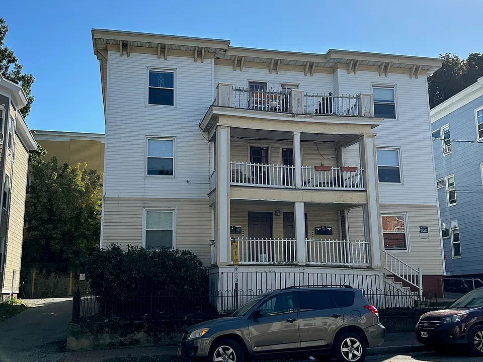 122 Grant St