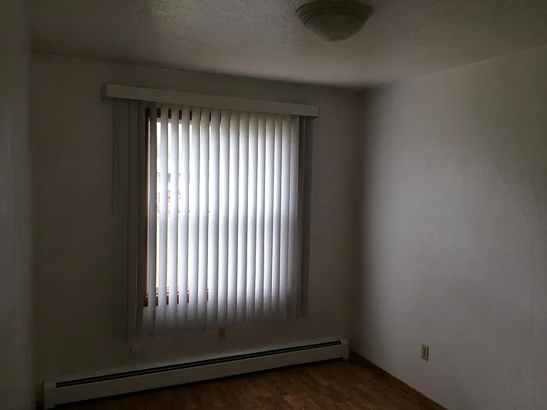 719 Edward St #B — Photo 17