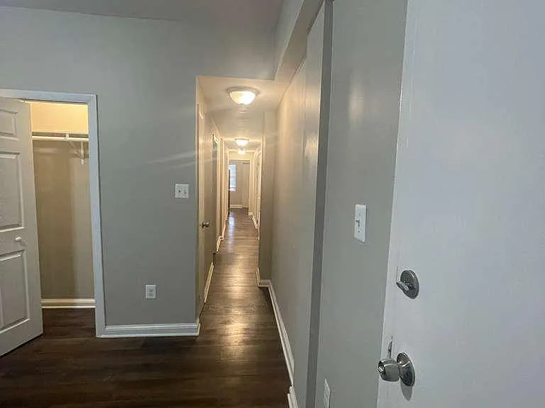 2830 R St SE #1 — Photo 3