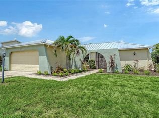 6618 Easton Dr, Sarasota, FL 34238