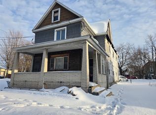 737 E 12th St, Erie, PA 16503