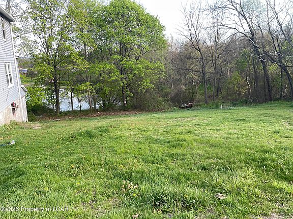 2nd image of 589 Lily Lake Rd