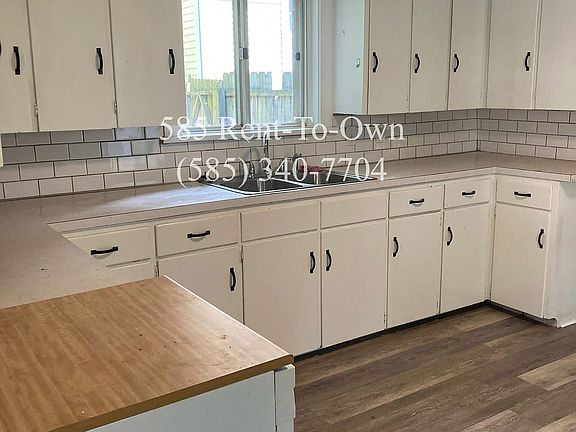 3rd image of 47 Spring St