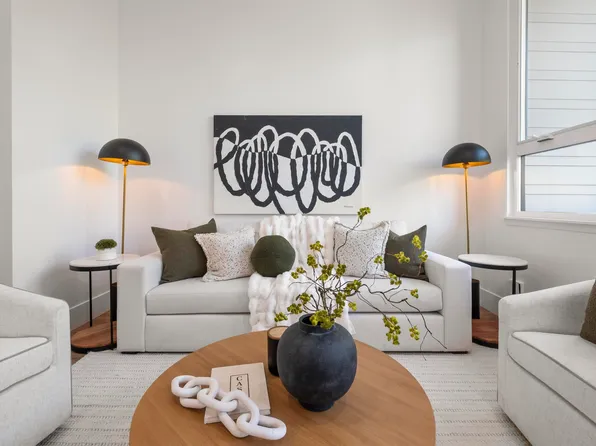 1545 32nd St #217, Oakland, CA 94608