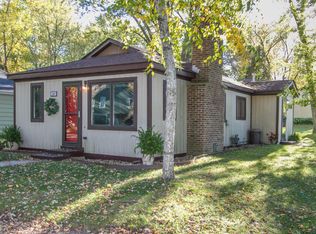 4331 East Dr, Delavan, WI 53115