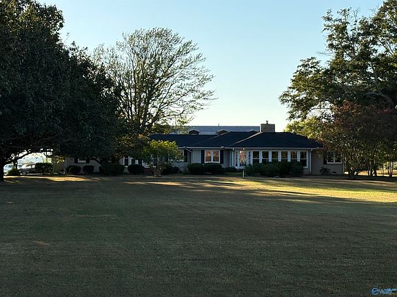 2nd image of 13085 Mooresville Rd