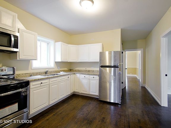 5th image of 2741 N Nordica Ave