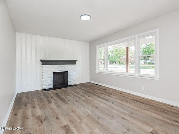 2nd image of 10202 Moonlight Way