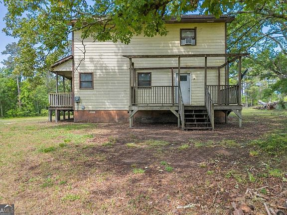 3rd image of 366 Lexington Carlton Rd