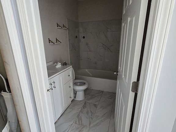 2nd image of 6873 Saline Dr Unit 6