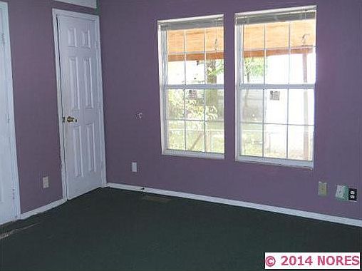 3rd image of 727 N Columbia Ave
