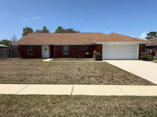 9860 Mary Anne Dr, Navarre, FL 32566