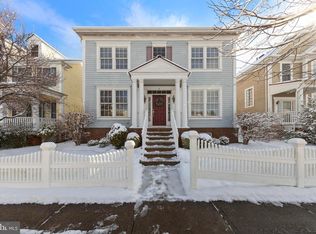 8 Malsbury St, Robbinsville, NJ 08691