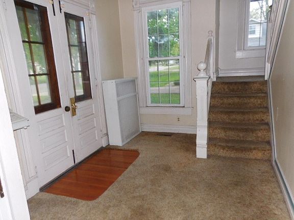 3rd image of 412 S 4th St