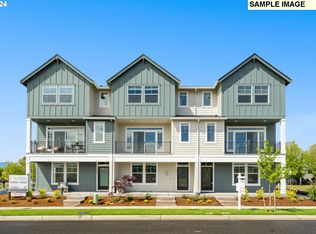 3340 SE Brookwood Ave, Hillsboro, OR