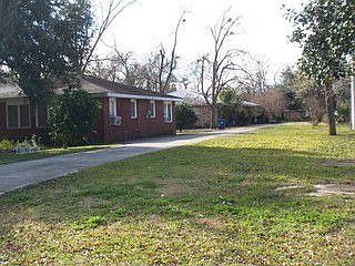 1st image of 827 Cajundome Blvd