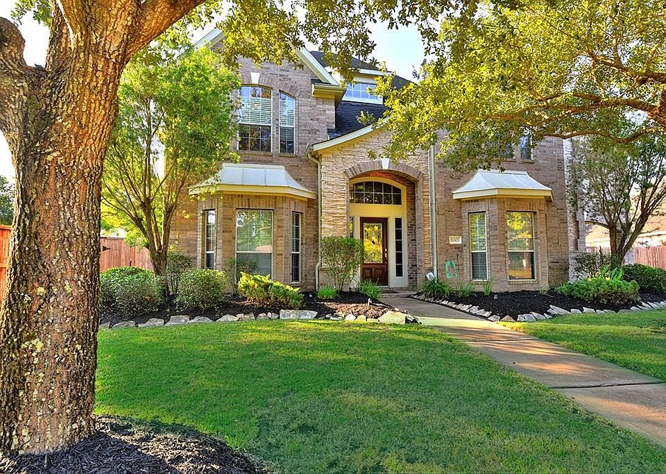 1st image of 26503 Park Point Ln
