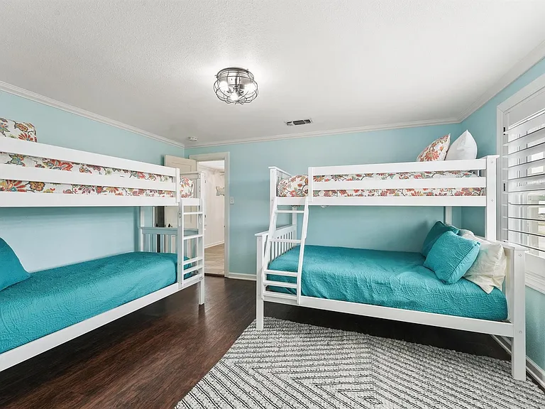 16634 Jamaica Beach Rd — Photo 21