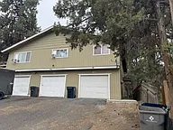 685 Se Centennial St
