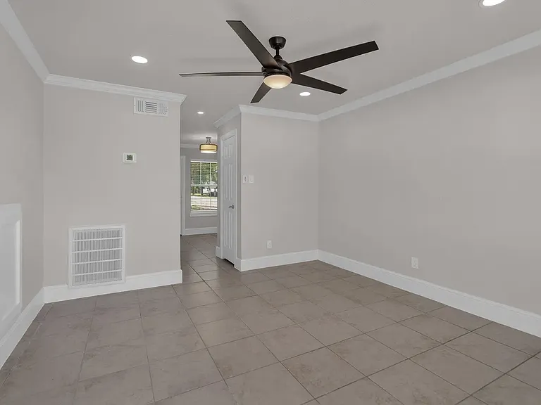 7190 Hickory St — Photo 7
