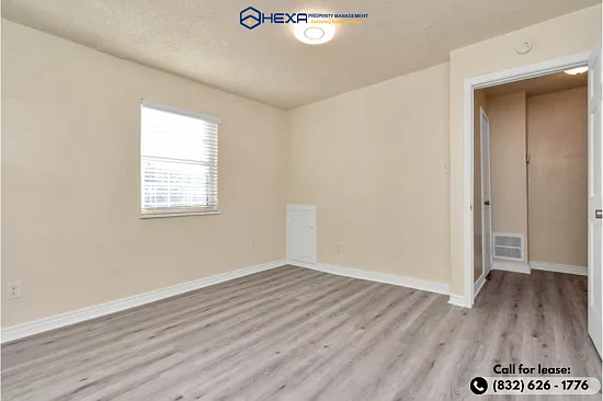 6545-6611 Brittmoore Rd — Photo 8