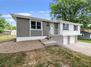 10707 N Walnut St, Kansas City, MO 64155