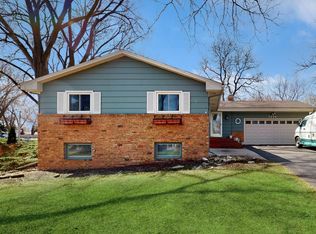 7274 Topview Rd, Eden Prairie, MN 55346