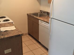 689 Snelling Ave S APT 204, Saint Paul, MN 55116