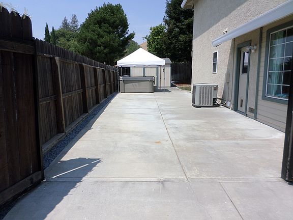 4th image of 3835 Argonaut Ave