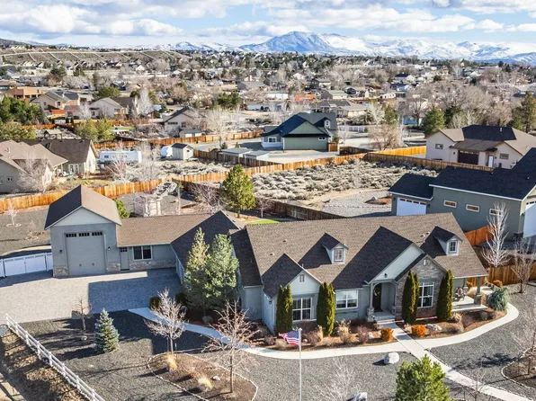 2695 Kaleb Ct, Minden, NV 89423