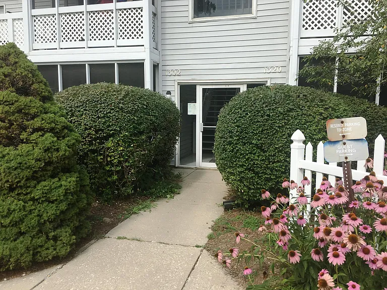 1302 S College Mall Rd — Photo 2