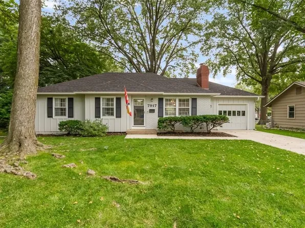 7917 W 92nd Pl, Overland Park, KS 66212