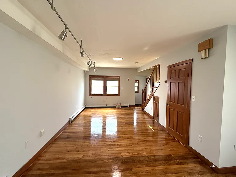 90 Belknap St — Photo 15