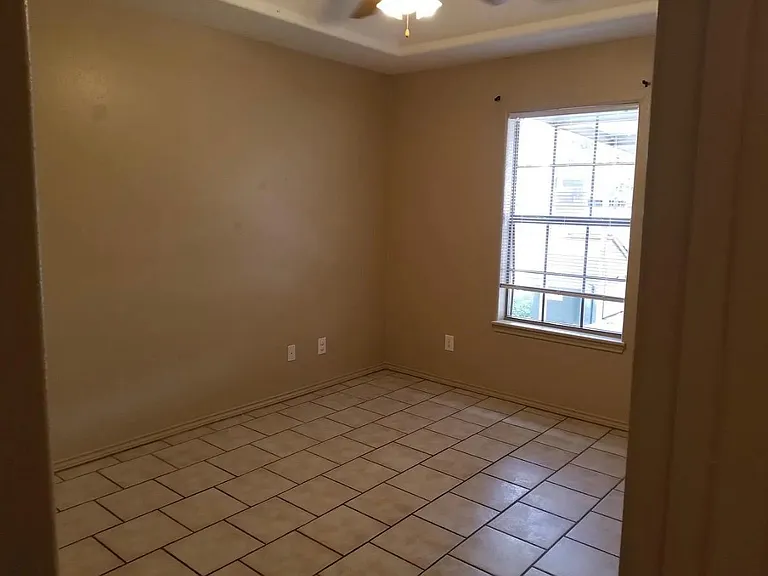 1505 Prosperity Dr #2 — Photo 8